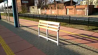 Mała architektura na zmodernizowanych peronach