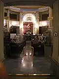 Wnętrze synagogi