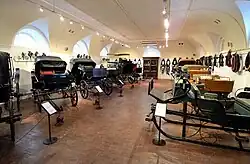 Powozownia w Stajni Kubickiego (ekspozycja archiwalna)