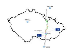 Mapa przebiegu autostrady przez terytorium Czech. Odcinki gdzie pokrywa się z drogami ekspresowymi R43 i R52 zaznaczone na czerwono, ukończony odcinek drogi w okolicach Brna na niebiesko