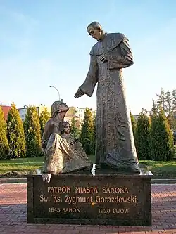 Pomnik przy kościele Chrystusa Króla w Sanoku