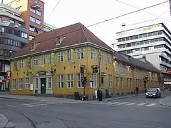 Zajazd Stortorvets znajdujący się w narożniku placu