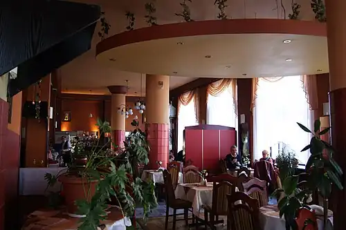 Wnętrze restauracji „Stylowej” (październik 2010)