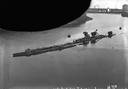 Okręt po podniesieniu w Calais w 1910 roku