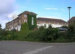 Sala Zgromadzeń w Surrey – jedna z siedmiu w Wielkiej Brytanii