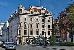 pl. Dominikański 6-7 (ul. Grodzka 24-26)Kamienica Suskich