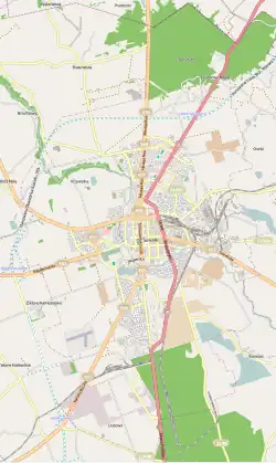 Mapa konturowa Suwałk, blisko centrum u góry znajduje się punkt z opisem „Telewizyjny Ośrodek Nadawczy Suwałki ul. Pułaskiego”