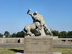 Rzeźba Ludwiga Manzla „Herkules walczący z centaurem”