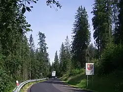 Droga po stronie polskiej, bezpośrednio za przejściem granicznym (lipiec 2009)