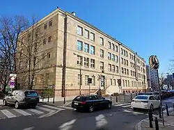 Szkoła Podstawowa nr 48 im. Adama Próchnika przy ul. Sempołowskiej 4