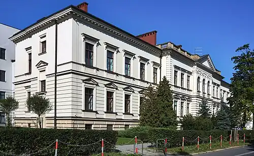 ul. Kopernika 40Szpital Uniwersytecki – I Katedra i Klinika Chirurgii, tzw. „Biała Chirurgia” (proj. Stanisław Ciechanowski, Józef Sare, 1896–1898)