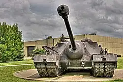 Prototypowy T28 wystawiony na zewnątrz General George Patton Museum w Fort Knox