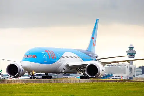 Jeden z samolotów Boeing 787-8 Dreamliner – TUIfly
