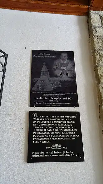 Tablica upamiętniająca ks. Józefa Karpierza