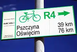 Tablica trasy rowerowej EuroVelo 4 (R-4) w Jastrzębiu-Zdroju