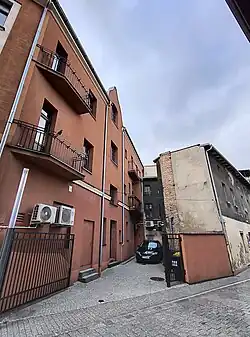 Elewacja i oficyna od strony ul. Tylnej (2023)