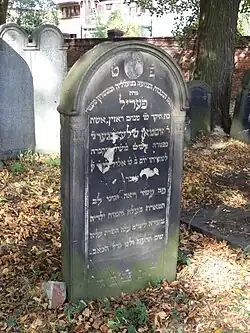 Nagrobek Perli Schlesinger z&nbsp;1840 roku