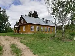 Świetlica wiejska, dawniej szkoła podstawowa