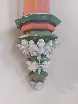 Konsola sklepienia z XIV wieku