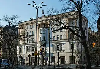 KamienicaKraków ul. Basztowa 10, 1929 (projekt Wacława Krzyżanowskiego; Allweil i Bandurski byli kierownikami robót budowlanych)