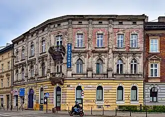 ul. Zwierzyniecka 34 (ul. Powiśle 1)Kamienica (proj. Beniamin Torbe, 1892)