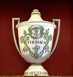 stara waza do przechowywania teriaku z napisem theriaca