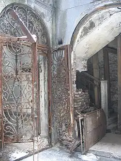 Ozdobne kraty wejściowe