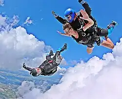 Tomasz Wojciechowski i tandem-pilot Marcin Stencel z pasażerem, Strefa Silesia (czerwiec 2016)