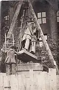 Rozbiórka pomnika w 1919 roku