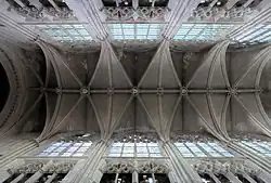 Sklepienie nawy głównej