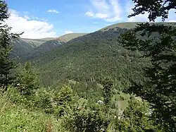 Widok ze zboczy Japeṅa