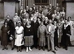 Grupa uczestników 23. Światowego Kongresu Esperantystów w Krakowie, 1931 r. Na zdjęciu m.in. Feliks i Lidia Zamenhof oraz Odo Bujwid