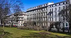 Zabudowa ulicy, widok z Plant