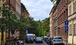 Widok na północny zachód, od skrzyżowania z ul. Grabowskiego