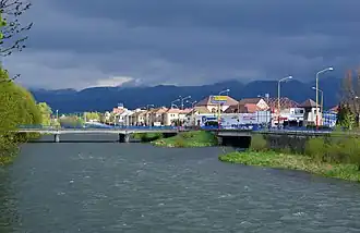 Revúca wpływa do Wagu w Rużomberku