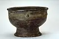Naczynie typu gui z szarej ceramiki. Epoka Shang, ok. 1300-1050 p.n.e. Asian Art Museum