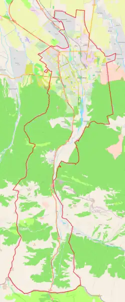 Mapa konturowa Władykaukazu, u góry nieco na prawo znajduje się punkt z opisem „Władykaukaz”