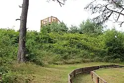 Wieża widokowa i rekonstrukcja okopu