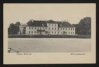 Pałac od strony Wisły przed 1920 r.