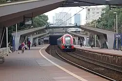 Widok w kierunku Śródmieścia. Widoczny wjazd do tunelu średnicowego.