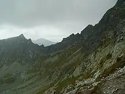 Walentkowa Grań – Walentkowy Wierch po lewej stronie