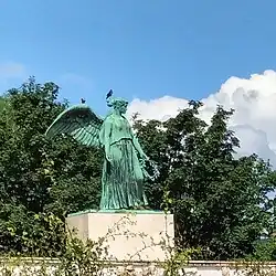 Posąg jednej z Walkirii w Kopenhadze, znajdujący się nieopodal Małej Syrenki