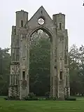 Zachowany fragment ruin dawnego opactwa w Walsingham