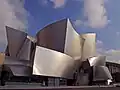 Walt Disney Concert Hall w dzień