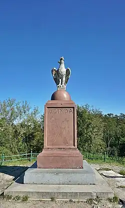 Pomnik Wandy (proj. Jan Matejko, 1890) wieńczący kopiec