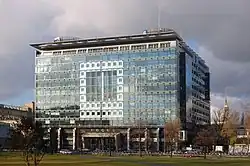 Szyby jako materiał okładzinowy