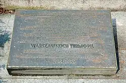 Tablica upamiętniająca kilkugodzinną bitwę września 1939, którą stoczył I/30 pułku Strzelców Kaniowskich
