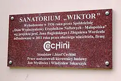 Tablica pamiątkowa upamiętniająca renowację obiektu w 2011