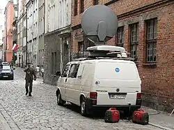 Wóz reporterski na bazie VW Transportera. Wykorzystywany przez ośrodki regionalne TVN i TVN24