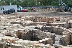 Odkryte fundamenty przedwojennych kamienic między Panieńską a Rynkiem Warzywnym